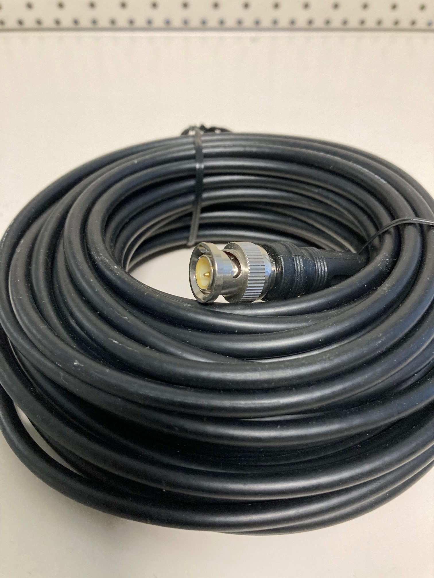 BNC connector met ca. 10 meter coaxkabel